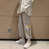 灰色
