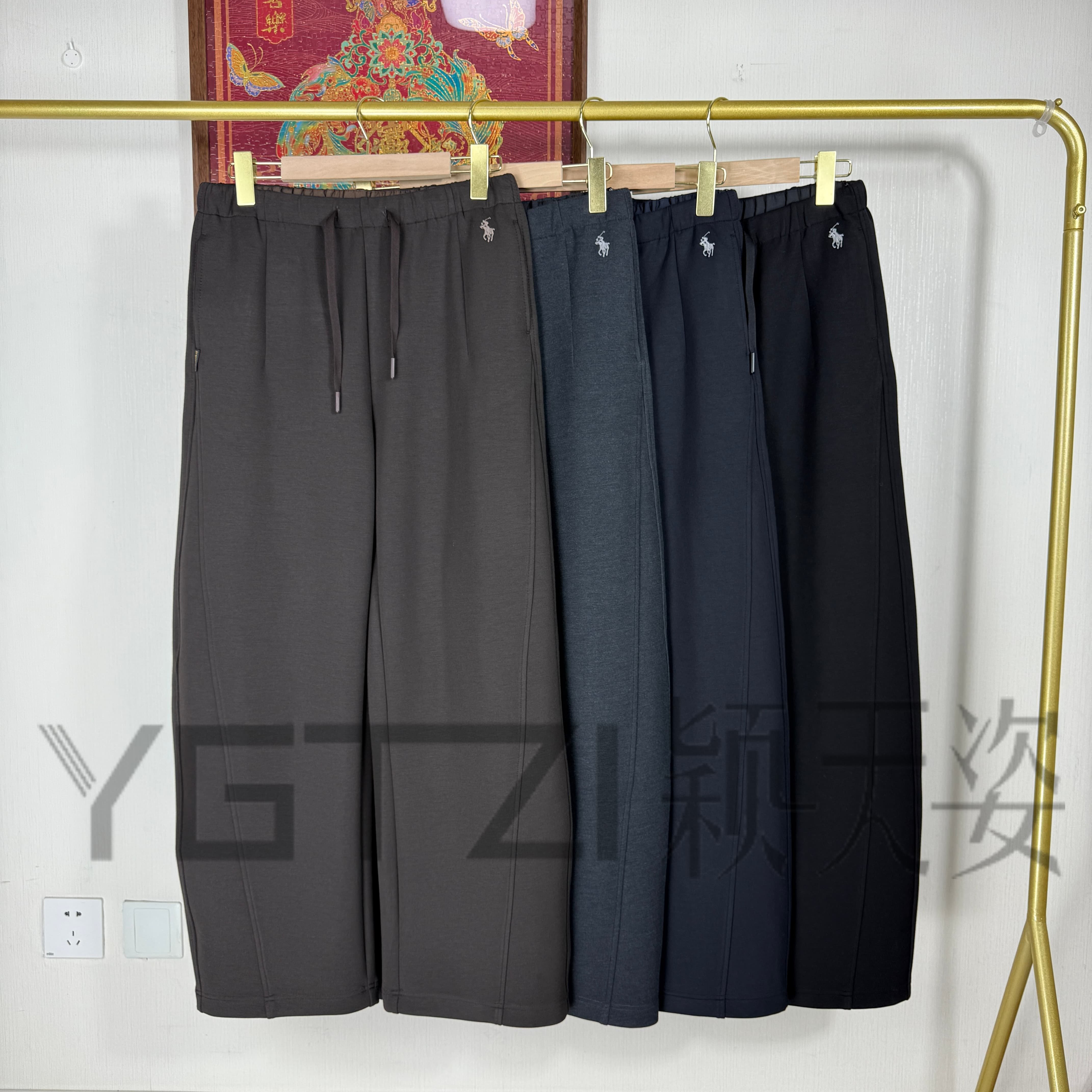 菲玛掂250208正品2025秋季新款时尚休闲显瘦小香蕉裤长裤直筒女裤