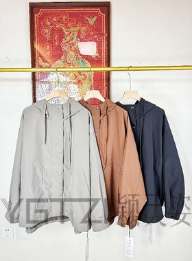 菲玛掂251002新款2025春款休闲百搭显瘦连帽外套上衣女冲锋衣