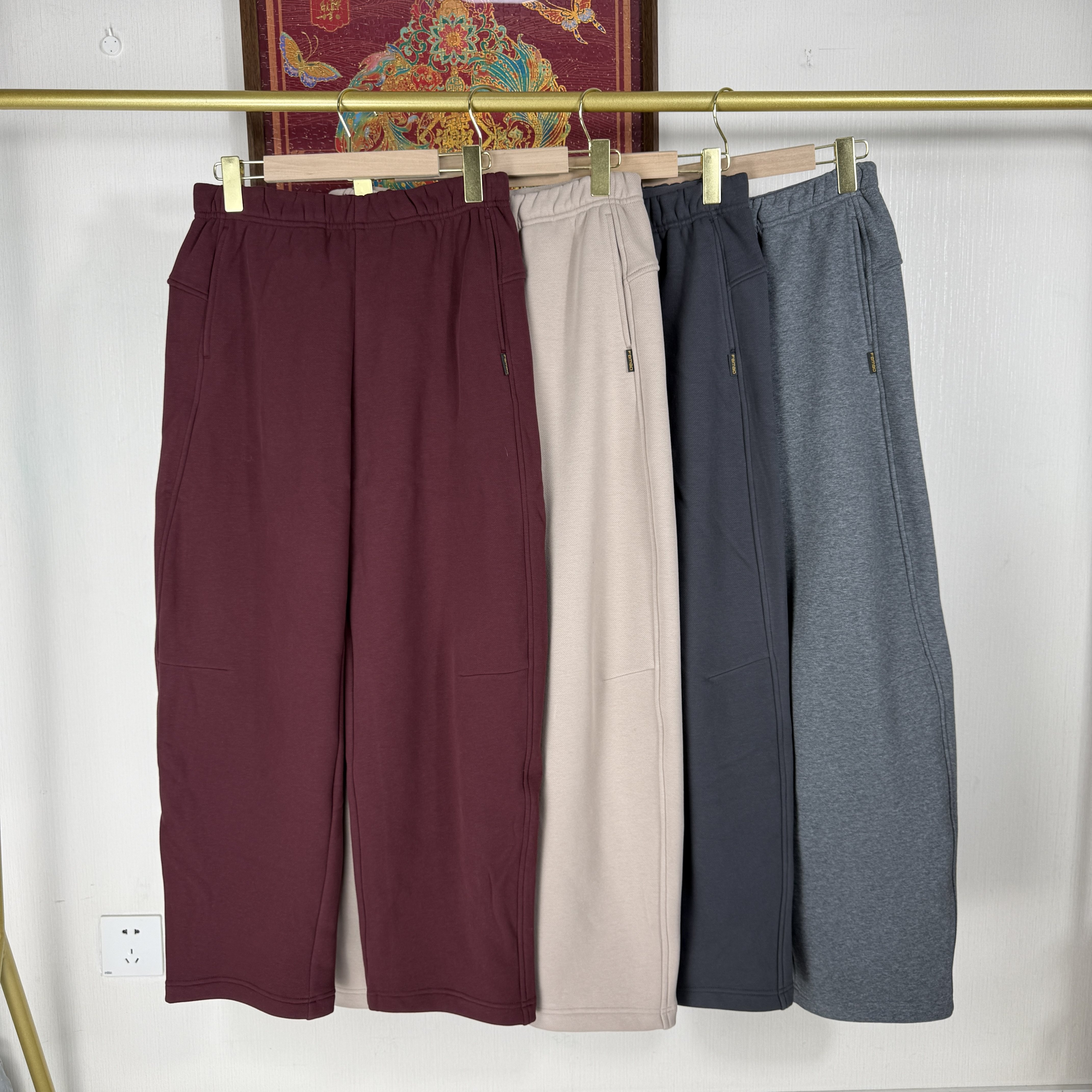 菲玛掂250303正品2025秋冬款时尚显瘦加绒香蕉裤运动卫裤长裤女裤