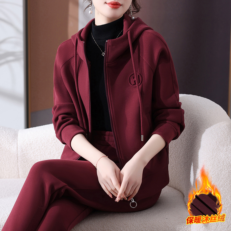 年轻妈妈冬装外套加绒加厚中老年运动服套装女秋冬三件套休闲卫衣