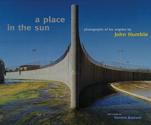 【预售】A Place in the Sun: Photographs of Los Angeles
