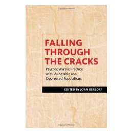 【预售】Falling Through the Cracks: Psychodynamic Practice 书籍/杂志/报纸 原版其它 原图主图