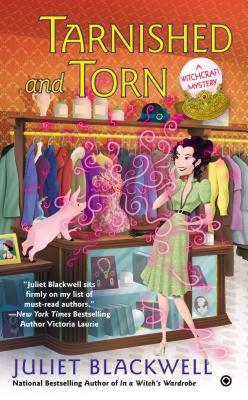 【预售】Tarnished and Torn: A Witchcraft Mystery