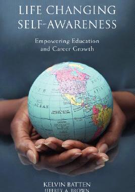 【预售】Life Changing Self-Awareness: Empowering Education