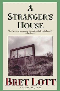 【预售】A Stranger's House