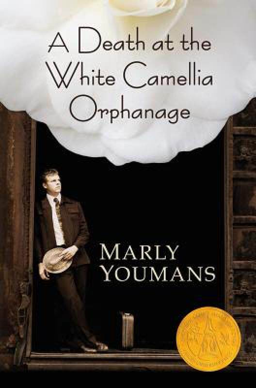 【预售】A Death at the White Camellia Orphanage