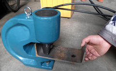 Máy gia công thanh cái Máy đục lỗ thủy lực Máy đục lỗ thép kênh Máy đục lỗ thép tấm CH-100 máy đột lỗ thuỷ lực