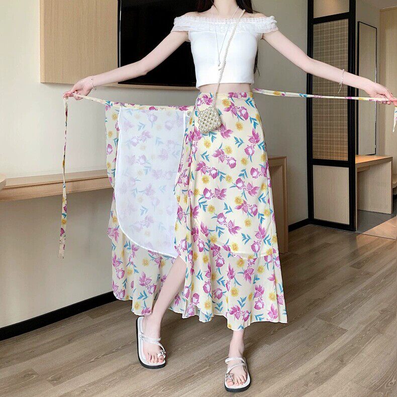 一片式不规则雪纺碎花包臀裙女2026夏新款a字大摆沙滩围裏半身裙