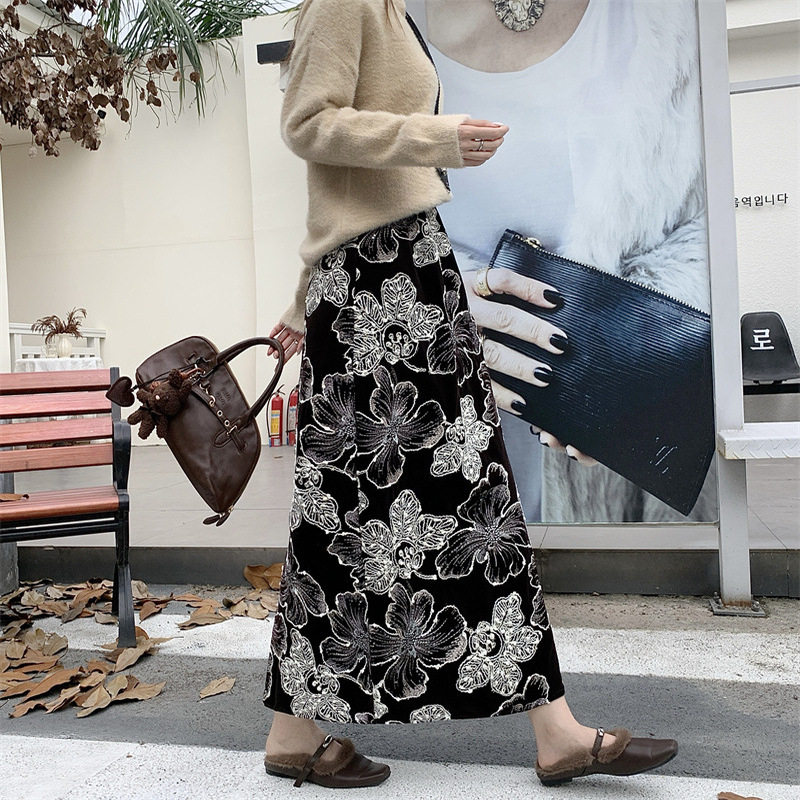 轻奢刺绣亮片丝绒半身裙女2025秋冬新款高腰印花中长开叉直筒裙子,女装/女士精品,半身裙,淘宝优惠券,粉丝福利购,淘宝优惠卷