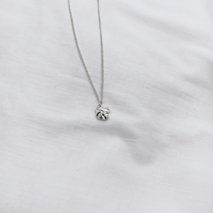 青岛外贸流行饰品欧美原单个性 小众简约抽象卡脖链精品项链