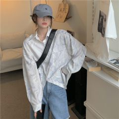 The real price is the real price; Design sense minority long sleeve shirt loose and thin slightly transparent halo dye sunscreen shirt