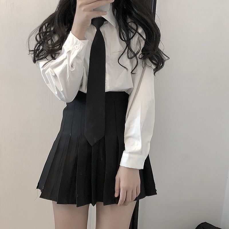 秋季奶白色衬衫女日系jk制服学院风学生长袖宽松打底上衣女