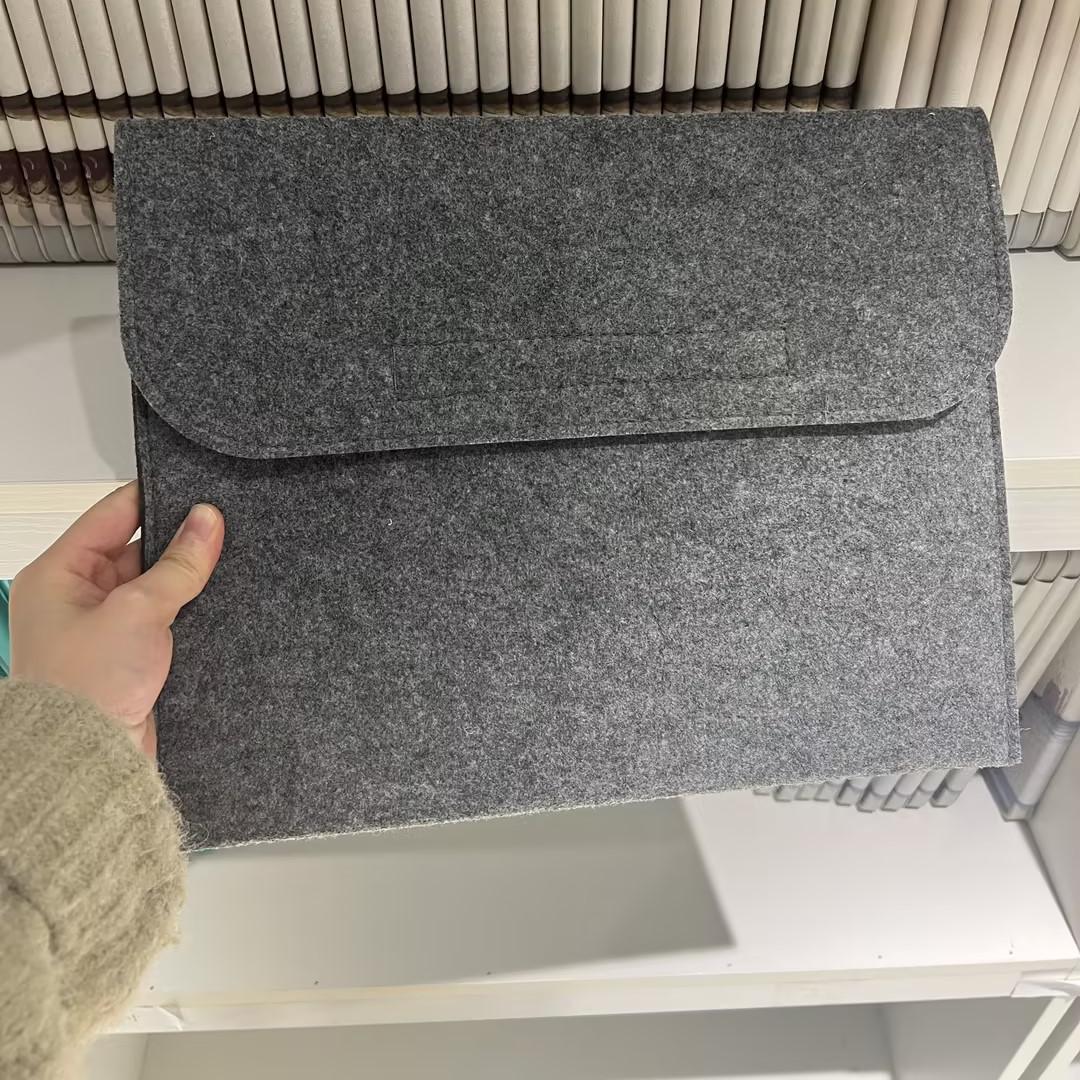 灰色简约便携ipad平板内胆包毛毡包34*26cm