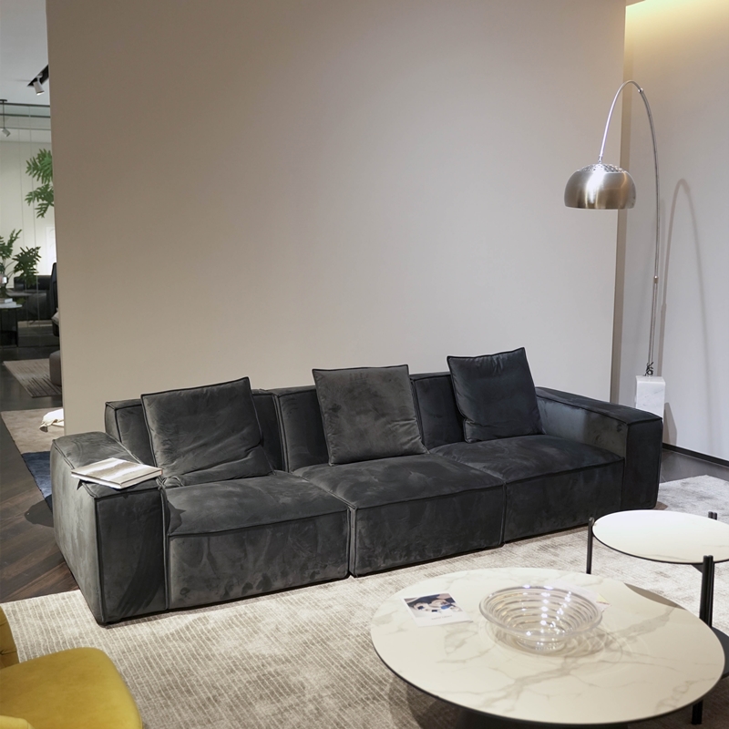 纳帕轻摔纹羽绒头层牛皮