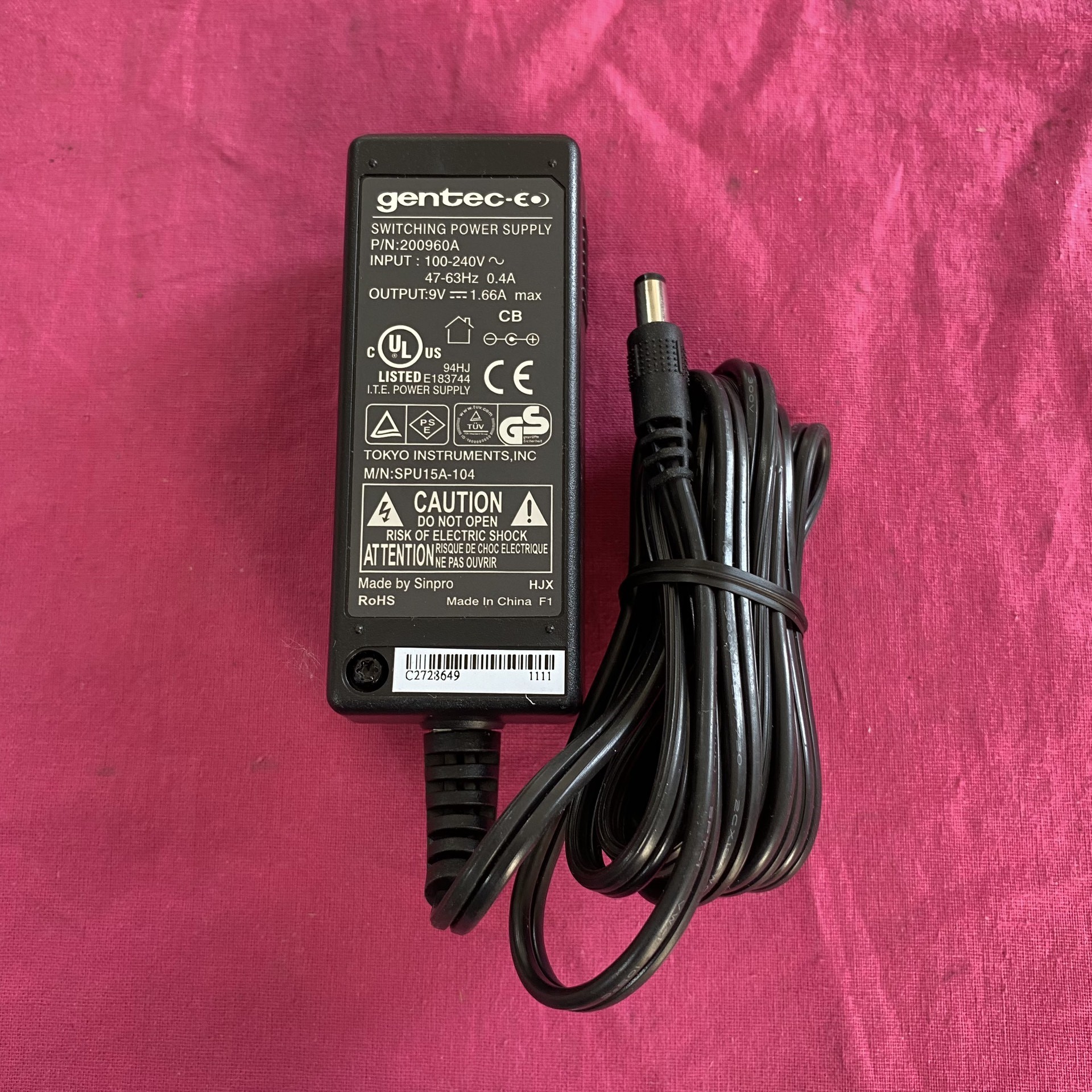 gentec-eo型号SPU15A-104，9V 1.66A工业备件