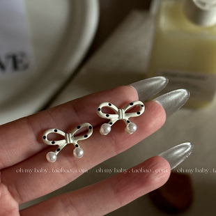 隐形耳夹无耳洞可戴奶白波点蝴蝶结珍珠耳钉韩风ins冷淡风E764
