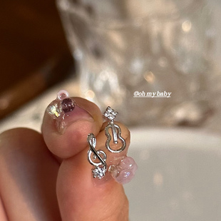 无耳洞可戴 隐形耳夹 迷你大提琴小提琴音符镶钻耳钉精致小巧耳饰