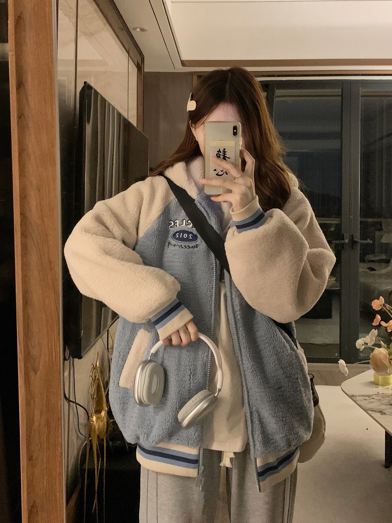羊羔毛外套女2024冬季新款韩版学生加绒加厚宽松休闲棒球服棉衣
