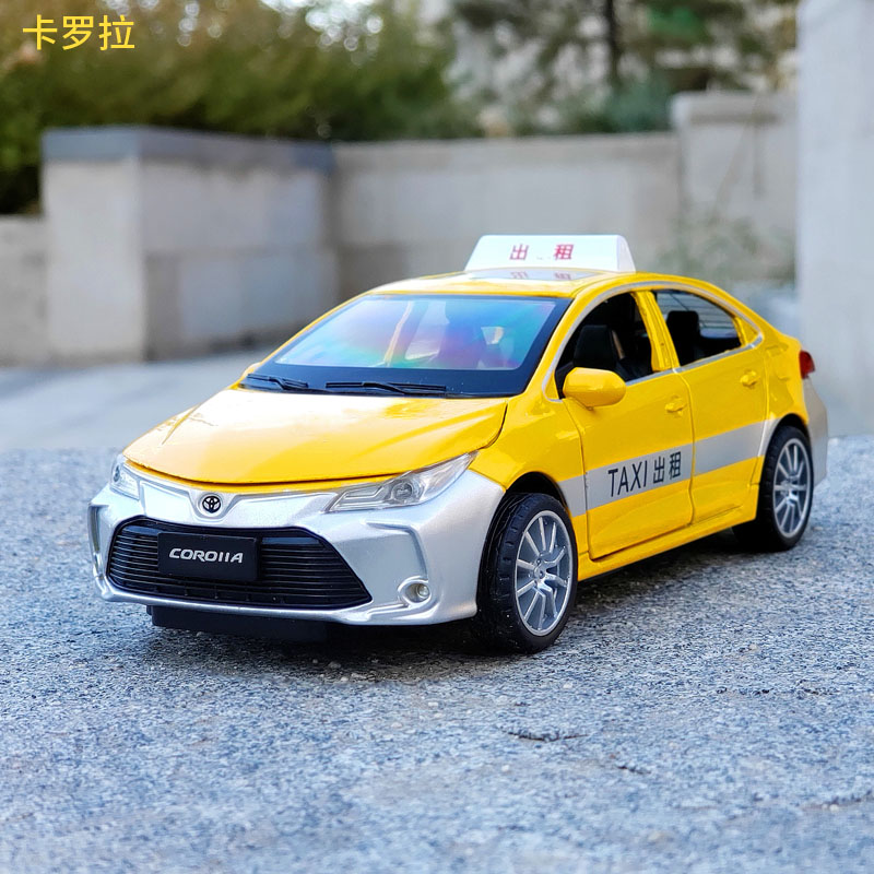 1/32卡罗拉出租车合金汽车模型仿真的士金属回力玩具车模摆件男孩