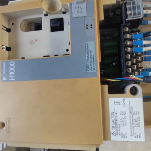 议价安川H1000变频器CIMR-HB4A0060AAA 30K可维修