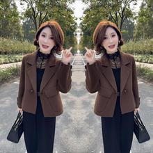 2025春秋新款高贵西装领牛角扣呢子大衣高级感短款女士毛呢外套