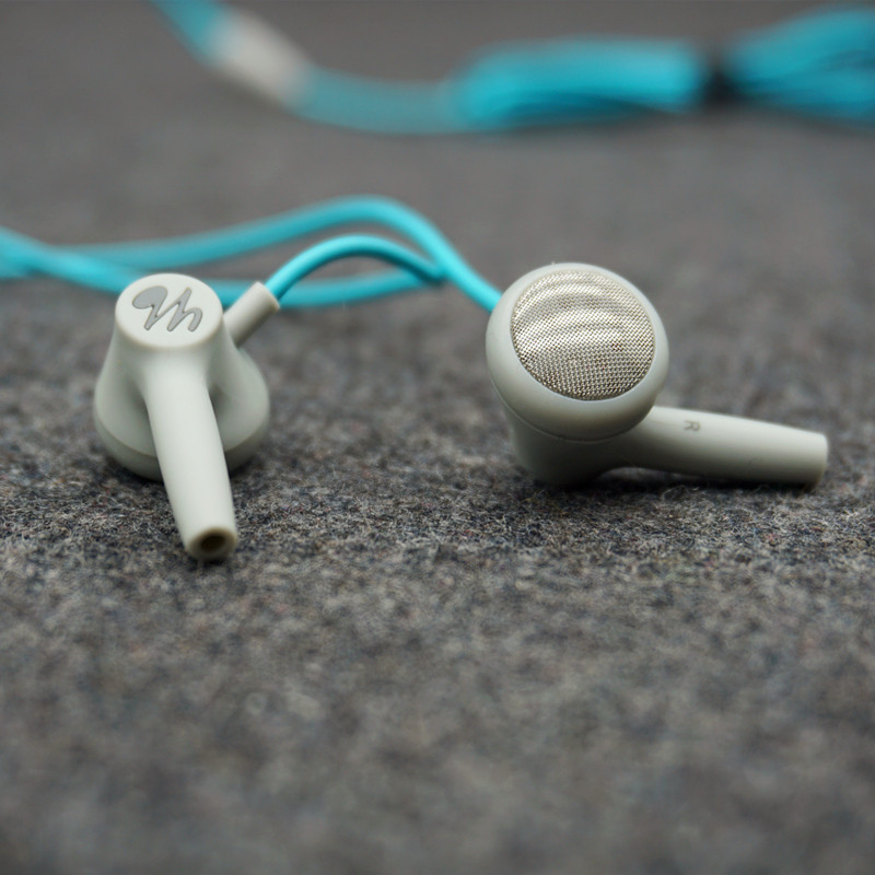 捡漏的来高端运动品牌耳塞  日本大牌耳塞式耳机个性磁吸hifi音