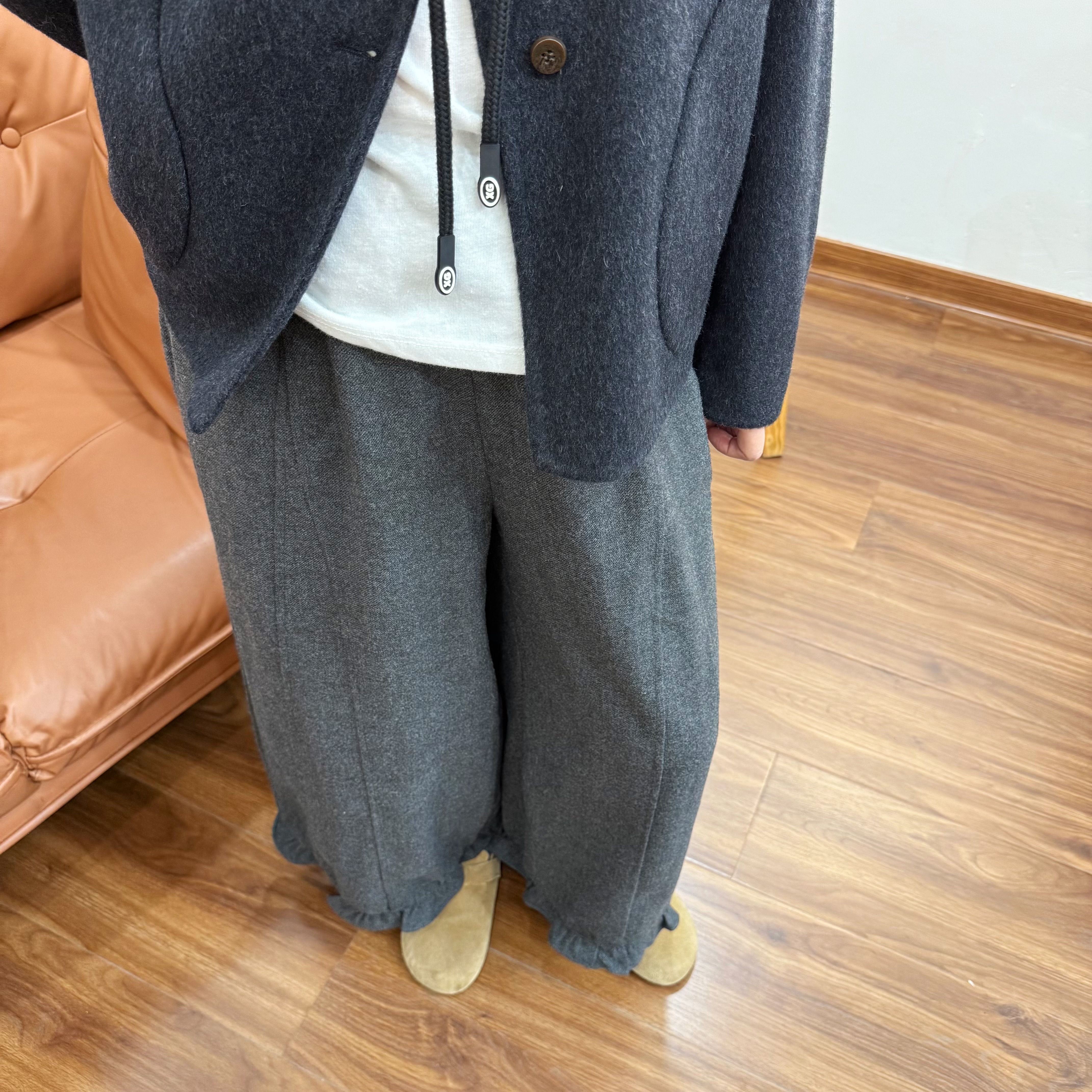 日韩系木耳边显瘦灯笼裤