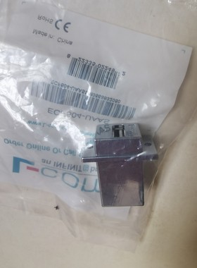 L-COM诺通USB转接头ECF504-UAAS，保全新原装