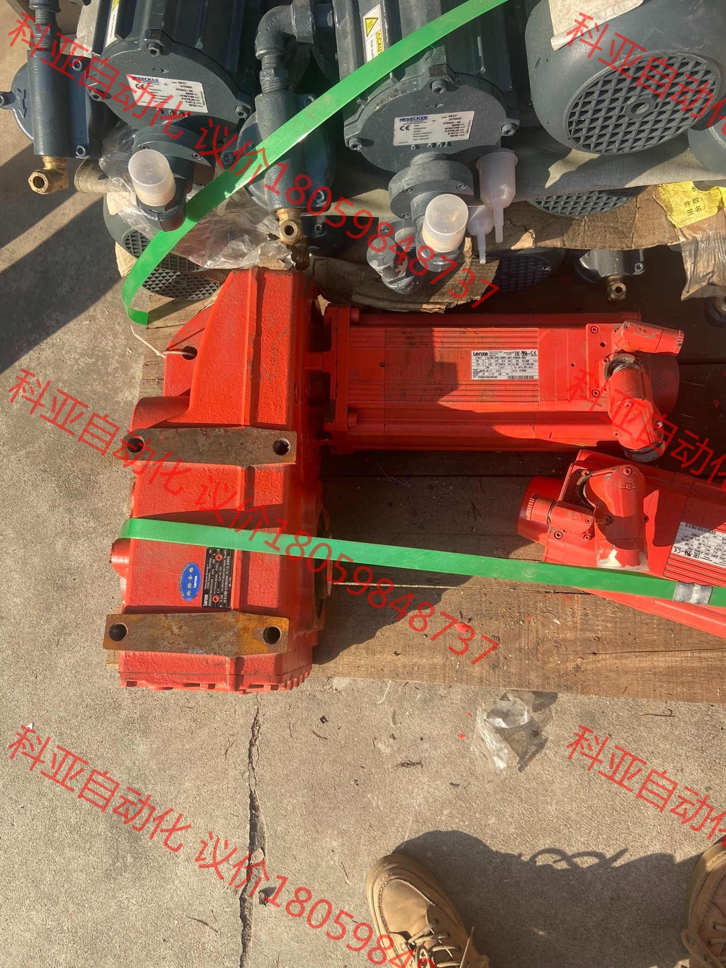 伦茨伺服电机MCS 14P32-SKMP2-Z0F0-STB