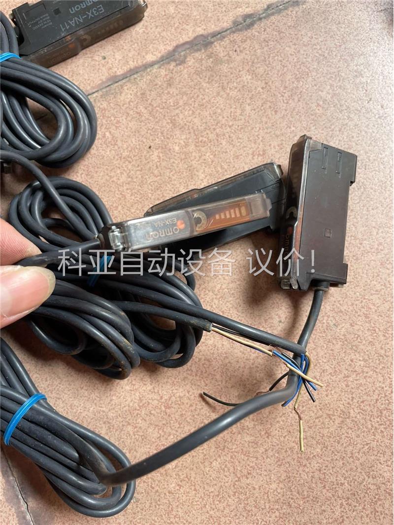 原装欧姆龙E3X-NA11光纤放大器没包装，共5个，片实拍(议价)