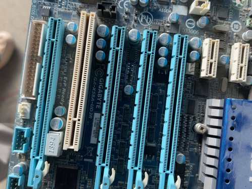 GA-x58A-UD3R，单主板320一张包邮(议价)