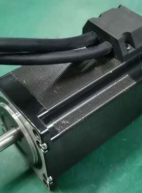 步进电机2M57BH76A-0830，一个，成色，标(议价)