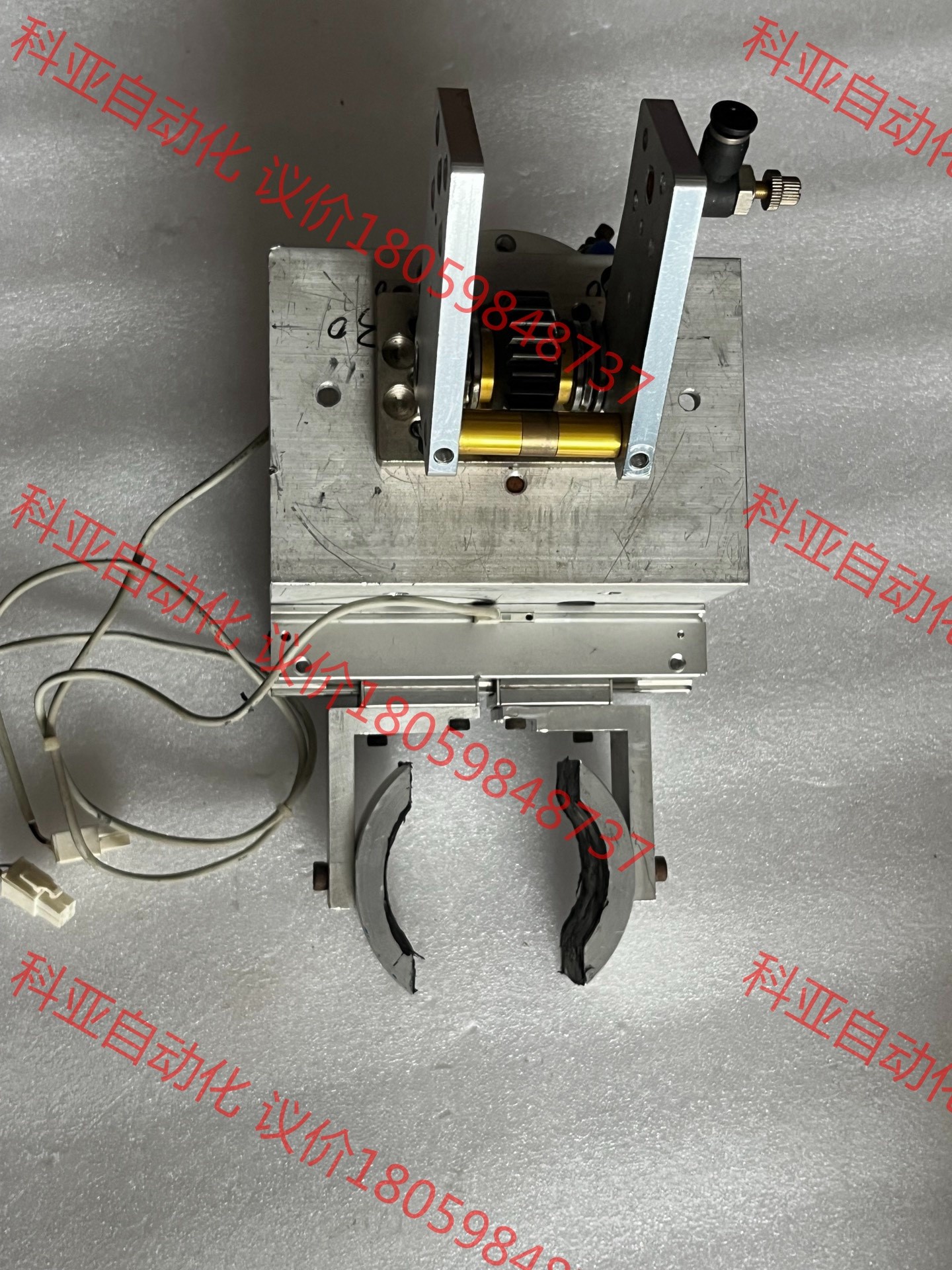 机械爪机械手 CKS3-63D CKF-16D2 只有一台，