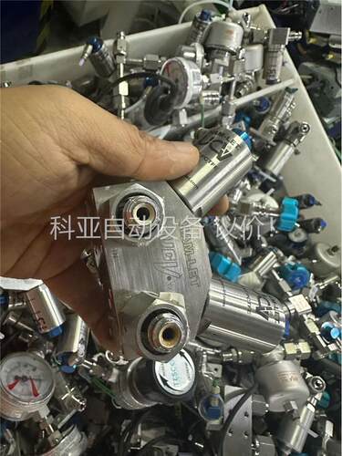 HAM-LET双头气动阀 HMB21-4LKLCLC-GF4(议价)