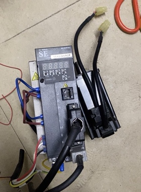 驱动：SEA2-04NRCP 电机：HQ5M60-40D30A1