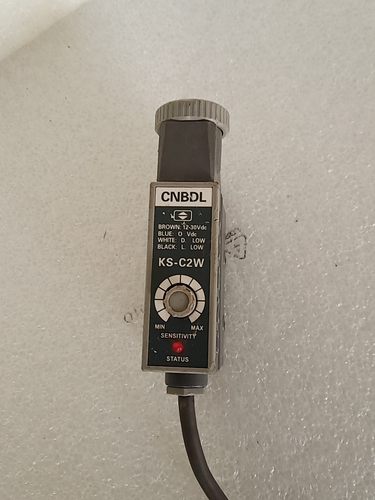 CNBDL色标传感器 KS-C2W 光电开关颜色跟踪电眼，实