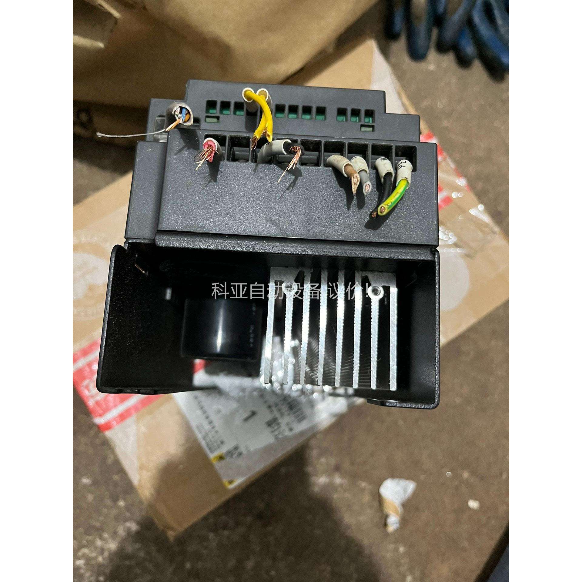 海蒙浦变频器HD09-2S0P4G拆机变频器0.4KW，成色（议价）