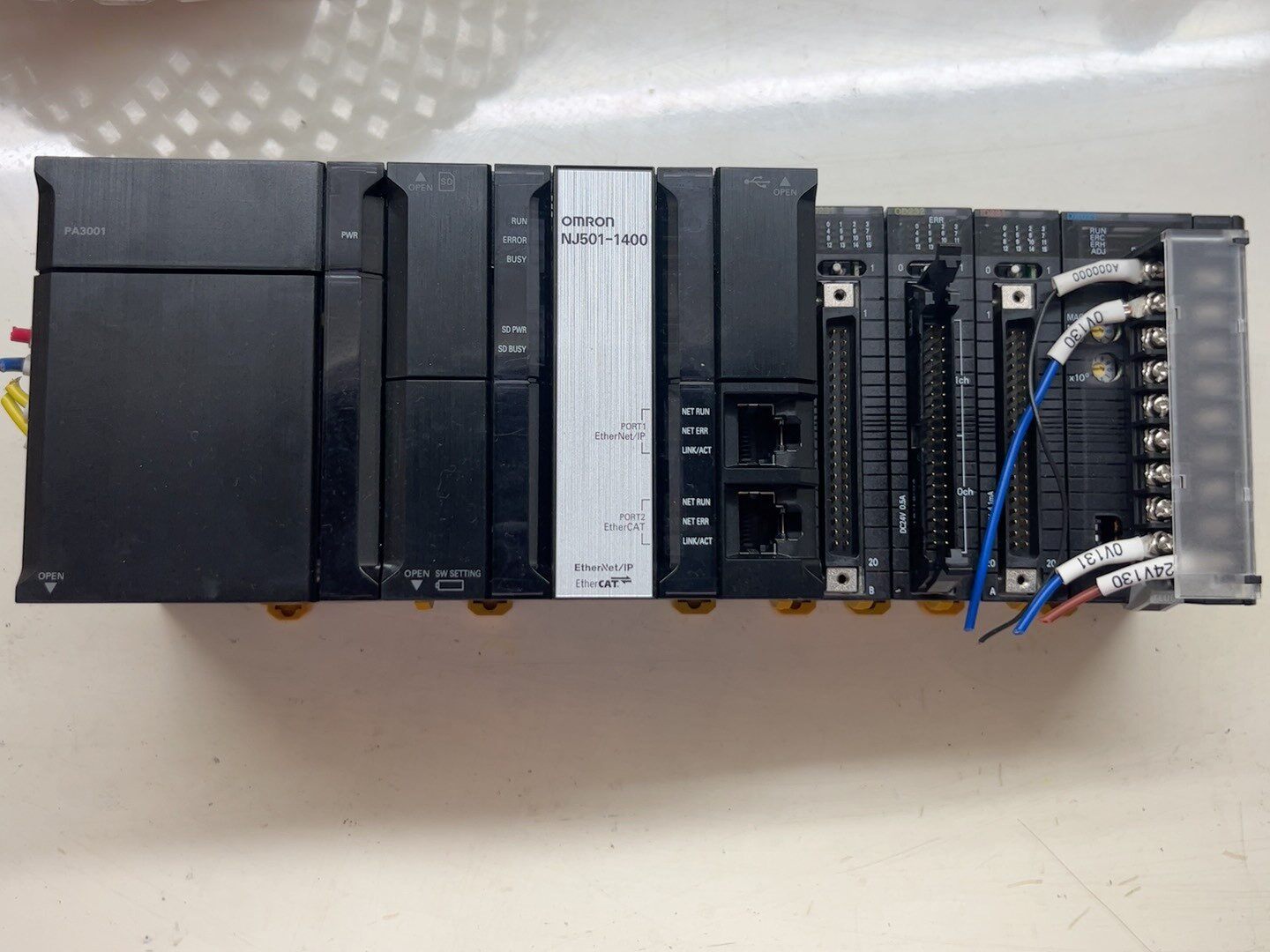 欧姆龙PLCNJ-PA3001一台NJ501-1400
