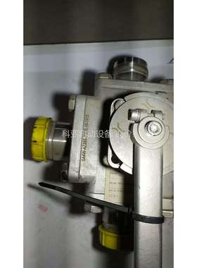 SA4W-AZ38-PTFE-10-1410四通球阀一个（议价）