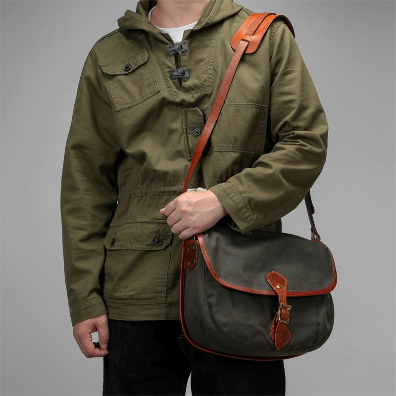 军事复古旅行油蜡帆布单肩斜跨包