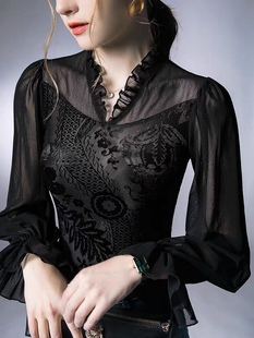 法式荷叶边V领喇叭袖衬衫女早秋新款设计感小众网纱拼接长袖上衣