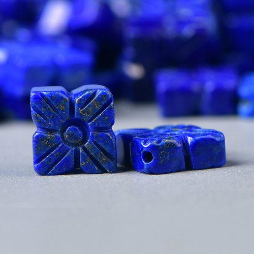 天然水晶老料青金四叶草散珠子