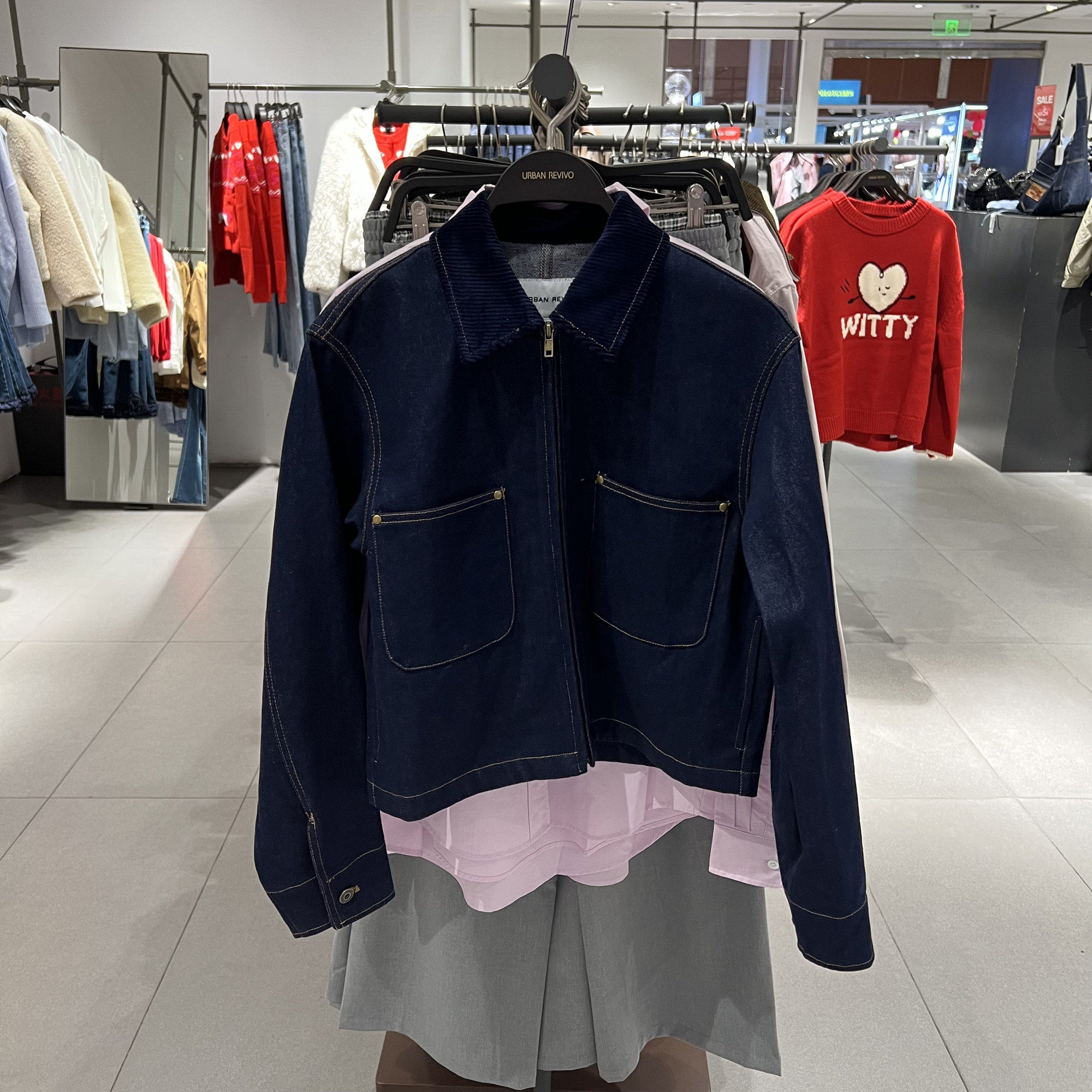 UR国内2025冬季女装复古巴恩风大贴袋短款牛仔外套UYY860002,女装/女士精品,短外套,淘宝优惠券,粉丝福利购,淘宝优惠卷