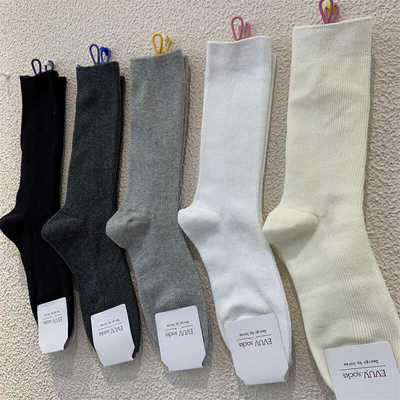 纯色坑条棉质柔软中筒袜