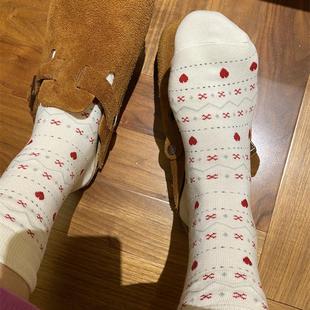 韩东大门秋冬新款女袜子街头网红雪花爱心波浪条纹棉质透气中筒袜