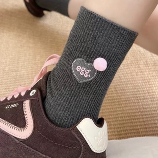 秋冬新款 刺绣爱心字母Egg毛球蛋蛋中筒袜 双针棉质女袜子韩网红款