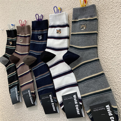 清爽条纹棉质中筒袜vividcolor