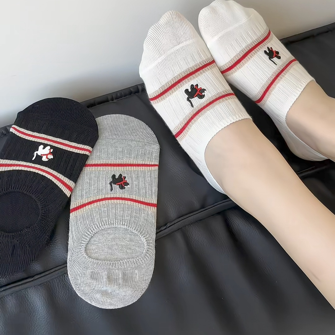 夏季新款女士袜子韩版网红款棉质透气条纹刺绣小狗不掉跟隐形船袜
