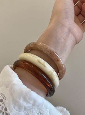 晕染亚克力圆形手镯时尚通勤简约